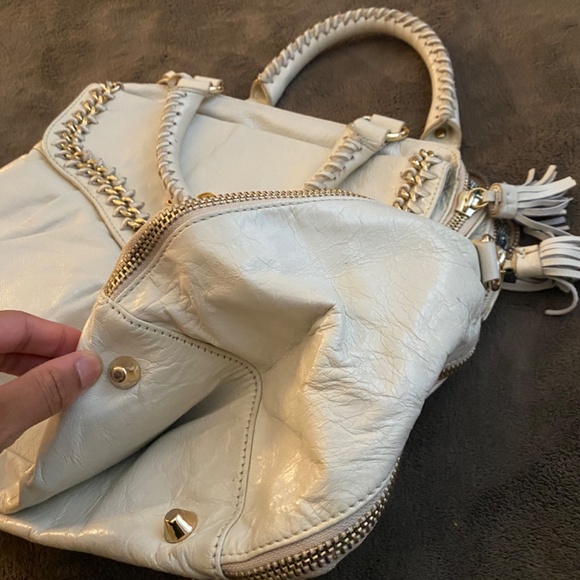 Betsey Johnson Cream Tassle Chain Purse - Picture 9 of 12